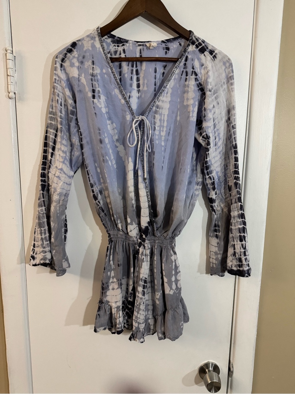Surf Gypsy Blue Gray Tie-Dye V-Neck Romper